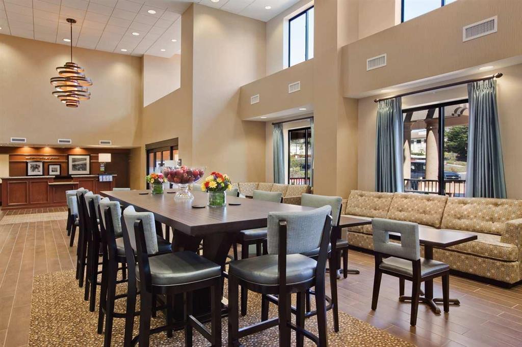 Hampton Inn & Suites Arroyo Grande Interior photo